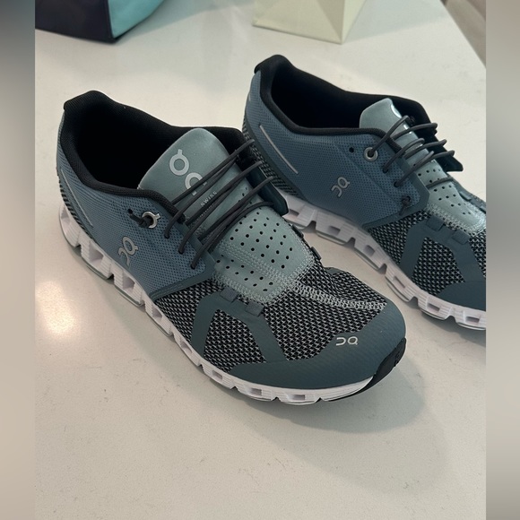 Cloud 5 | Urban exploration, travel, lightweight, CloudTec® - Picture 1 of 4